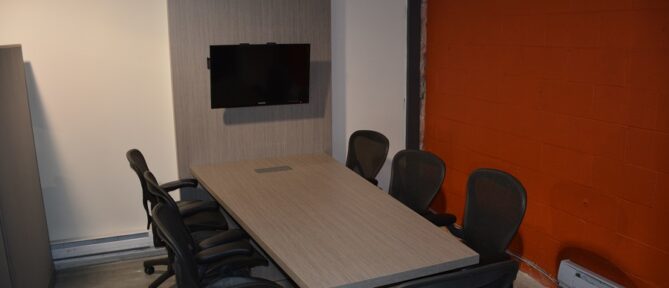 TABLES de CONFÉRENCE